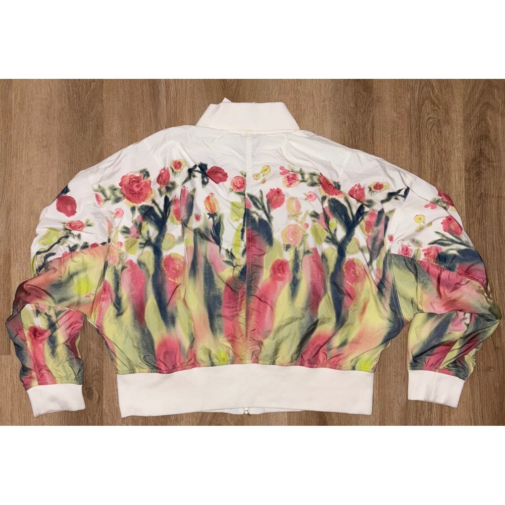 NWT Women's Nike Sportswear Artist Collaboration Bomber Jacket - Small - Floral - Picture 9 of 10